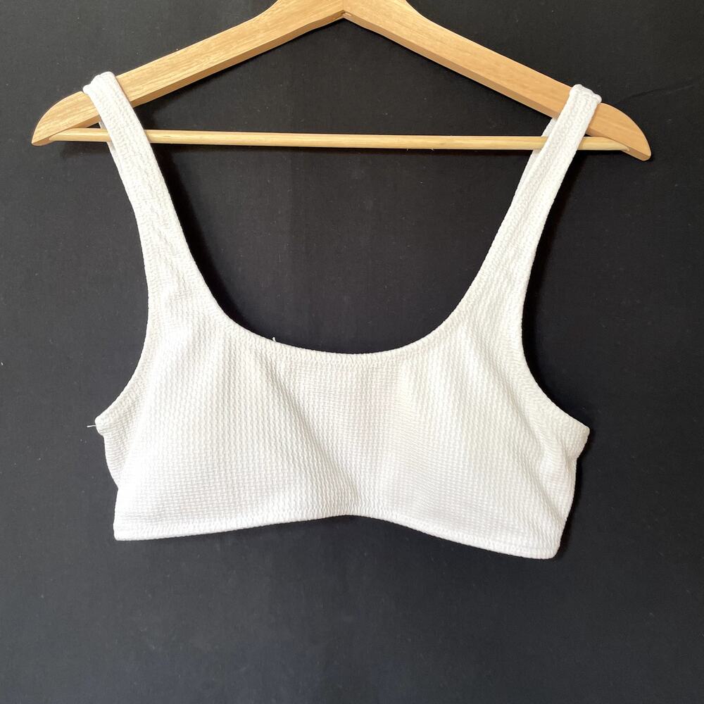 Ernya Swimwear white bikini top padded women's‎ size M casual support summer